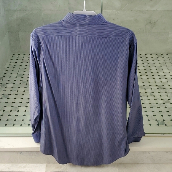 Calvin Klein Long Sleeve Shirt - Picture 3 of 3